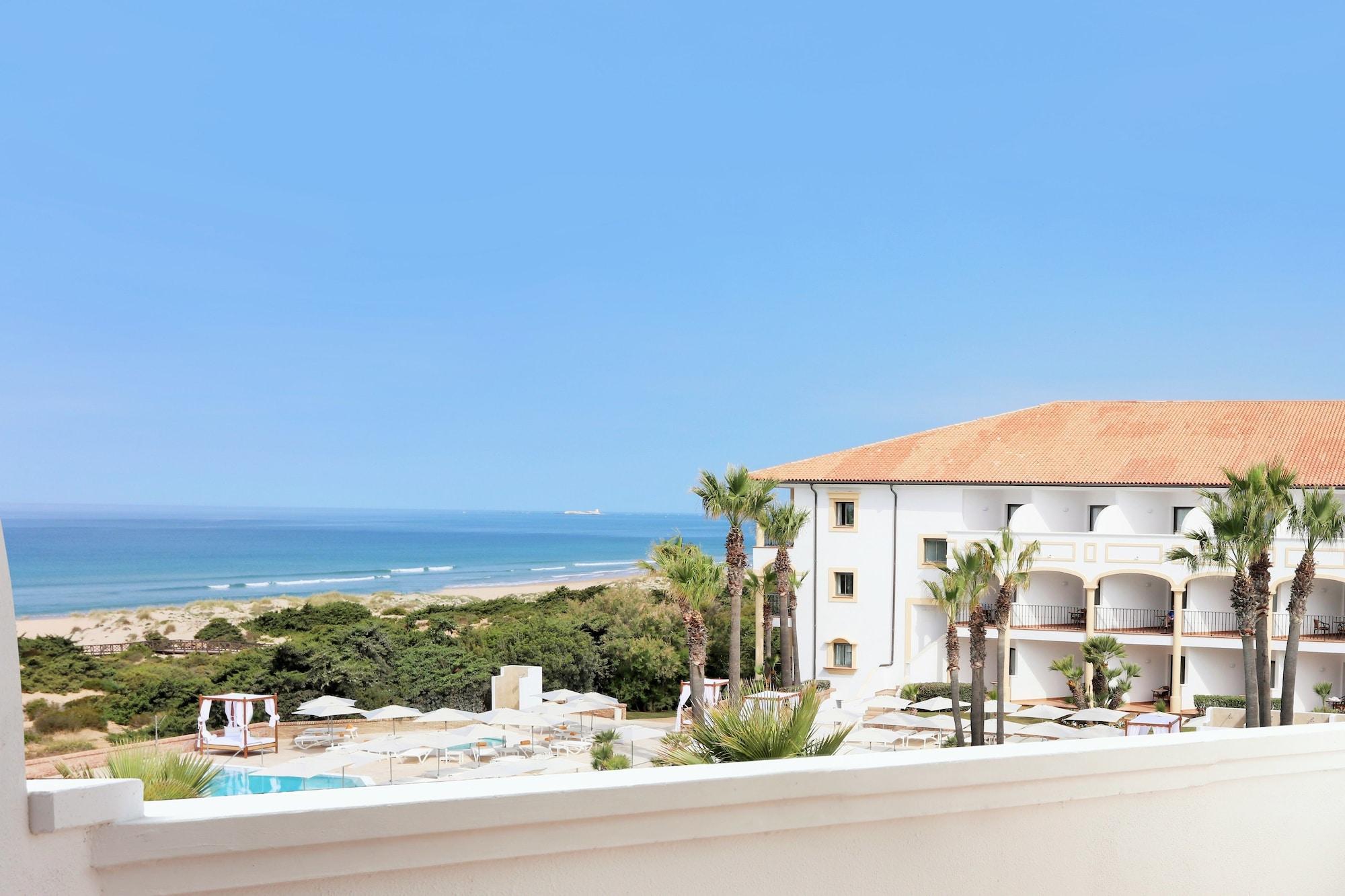 Iberostar Selection Andalucia Playa Hotel Chiclana de la Frontera Ngoại thất bức ảnh View of the beach
