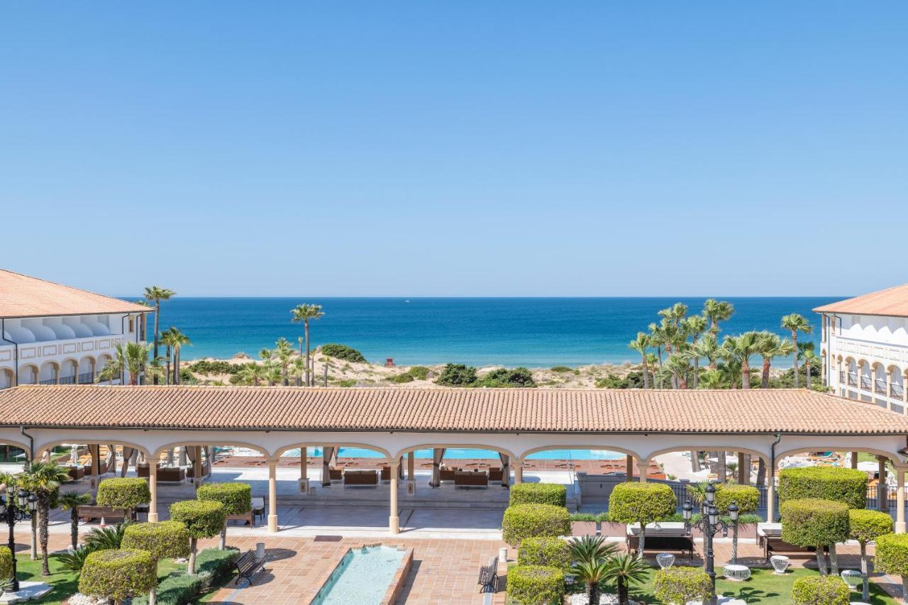 Iberostar Selection Andalucia Playa Hotel Chiclana de la Frontera Ngoại thất bức ảnh View of the Mediterranean from the hotel