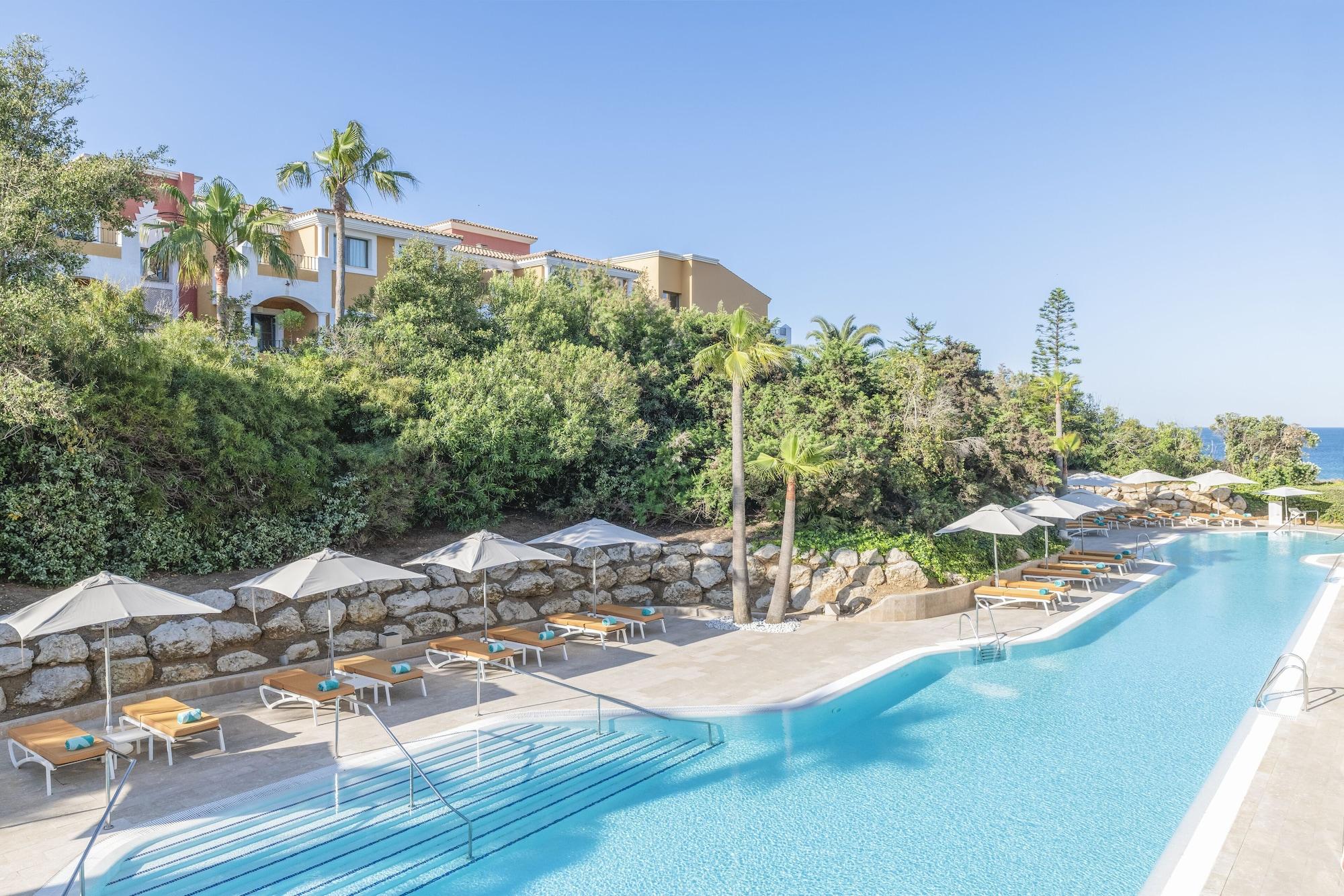 Iberostar Selection Andalucia Playa Hotel Chiclana de la Frontera Ngoại thất bức ảnh The resort's main pool